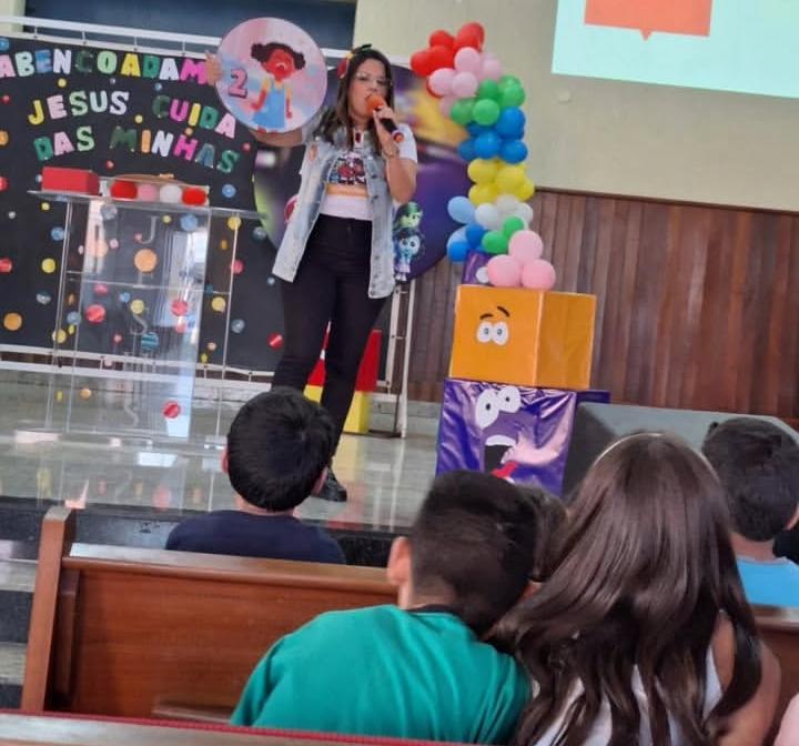 Oficina com Personagens Educativos